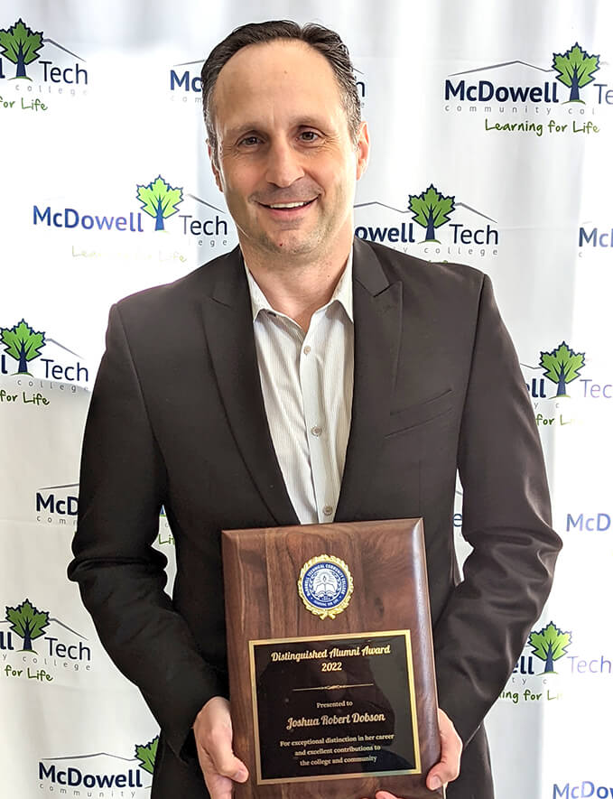 Joshua Robert Dobson 2022